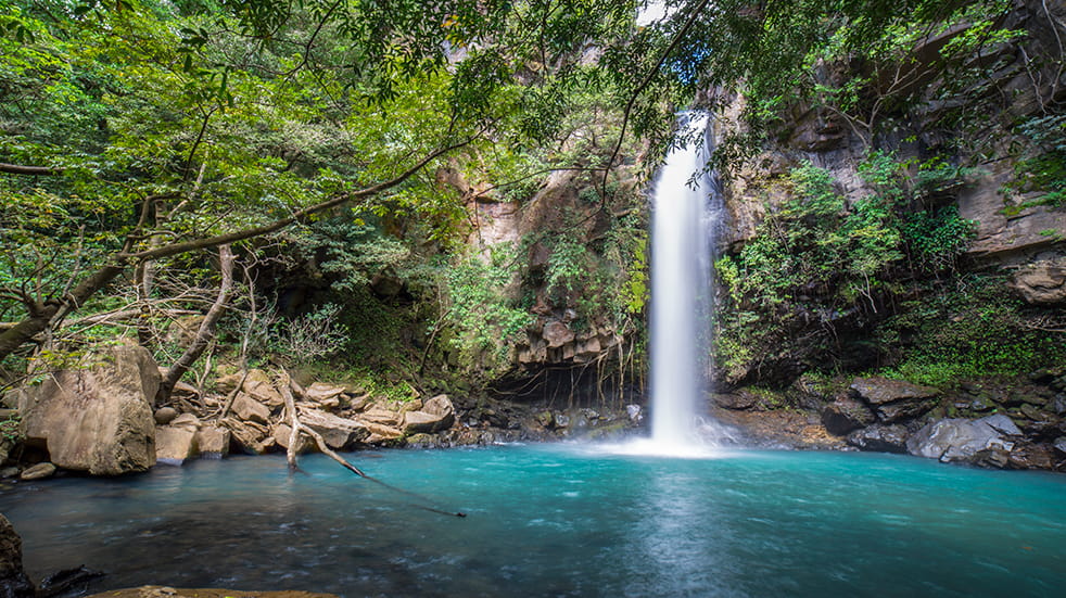 Explore Costa Rica: five unmissable experiences – La Cangreja waterfall